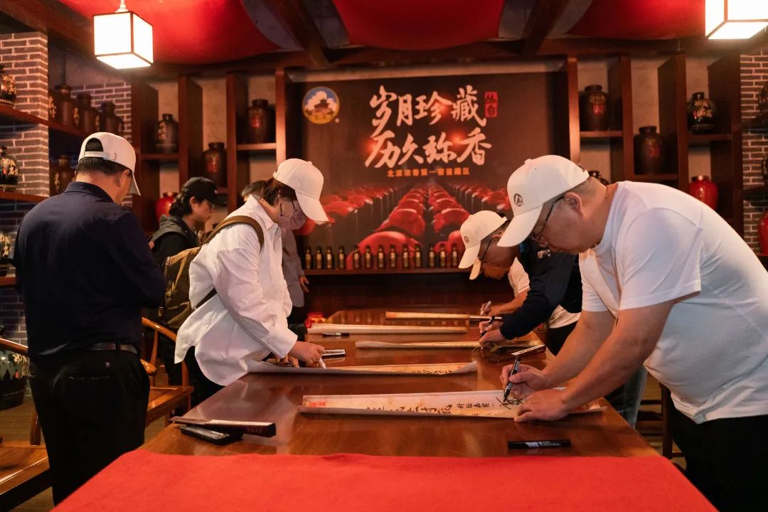 感受丛台的热度与热情,“京津冀大商进丛台”首场圆满结束