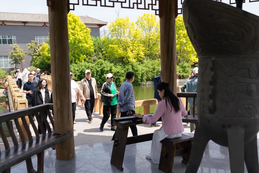 感受丛台的热度与热情,“京津冀大商进丛台”首场圆满结束