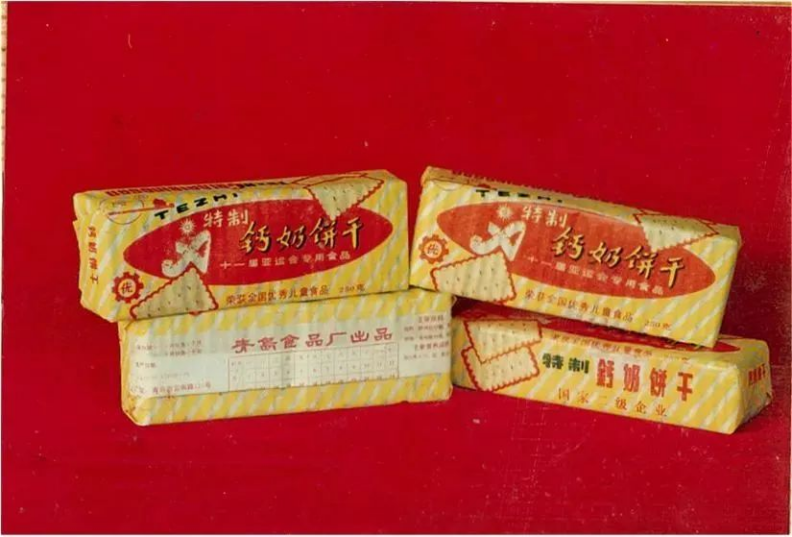 一年卖出3万吨,钙奶饼干是如何拿捏几代山东人?