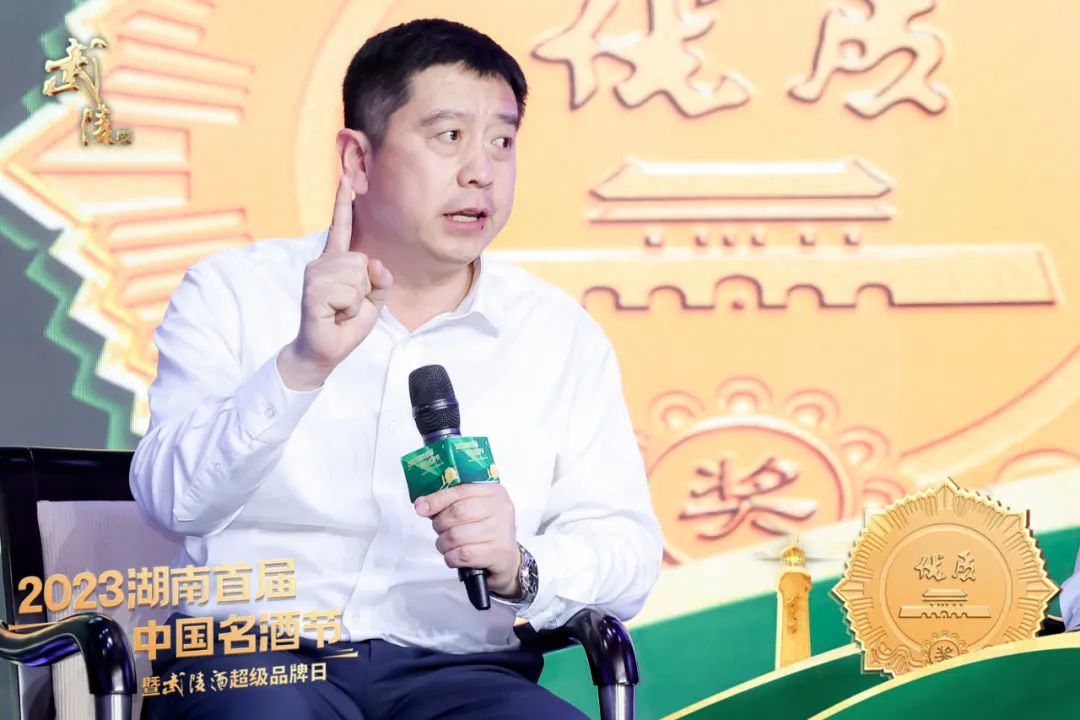 勇敢做自己的武陵,被五位大咖点赞了!