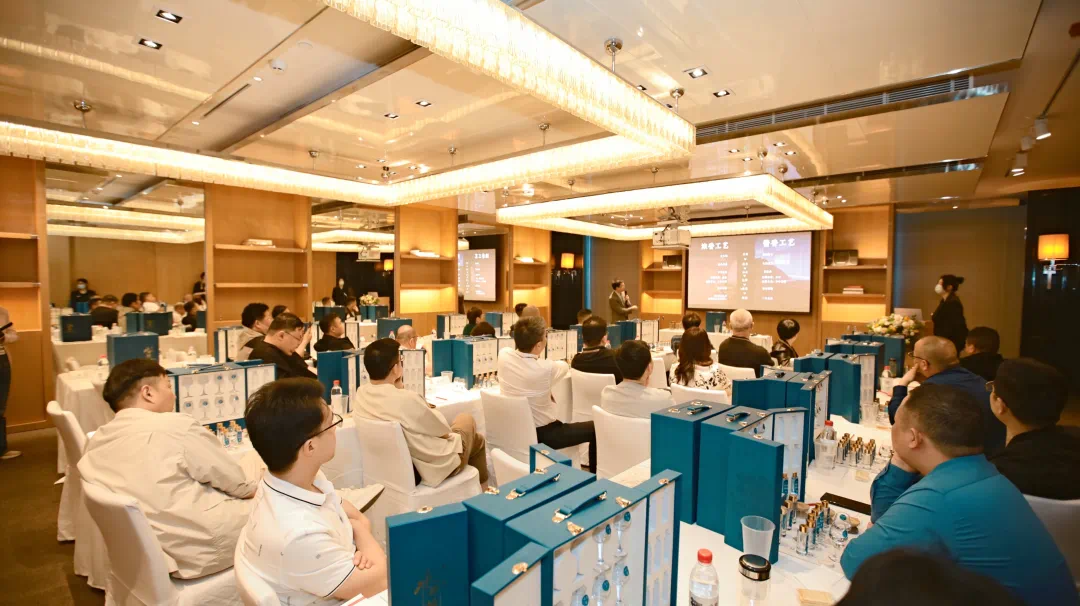 清香型白酒，距离成为宴席热门香型还有多远？