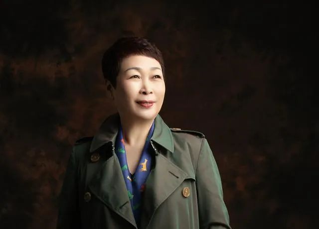 靠奶酪棒做到第一,如今却业绩变脸:套牢小朋友的“妙可蓝多”,要失宠了?