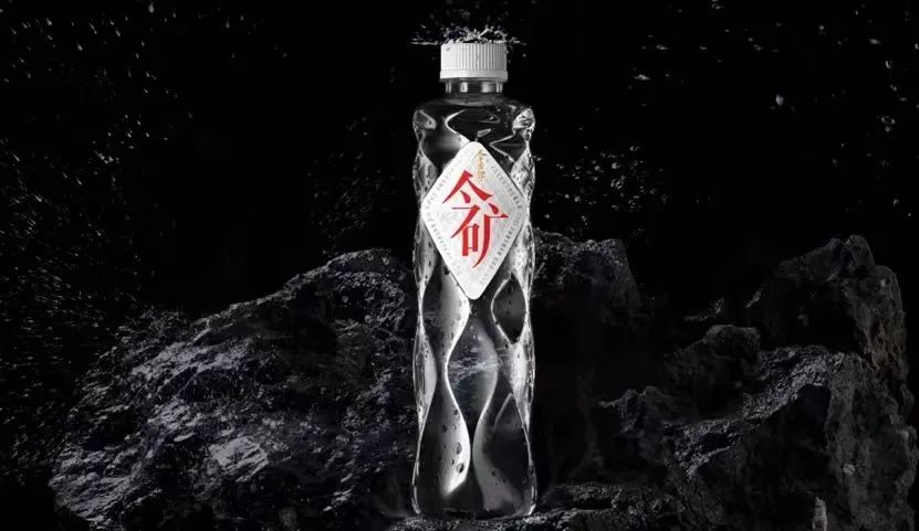 范现国:“今麦郎最有机会成为在中国市场与农夫山泉掰手腕的对手”