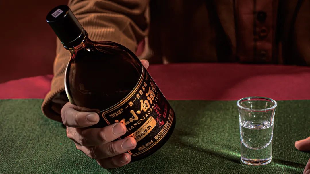 江小白竟然推出酒馆了?设计国风江湖气十足!