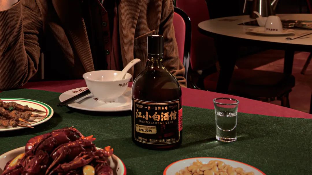 江小白竟然推出酒馆了?设计国风江湖气十足!