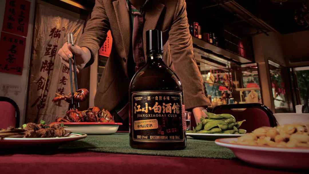江小白竟然推出酒馆了?设计国风江湖气十足!