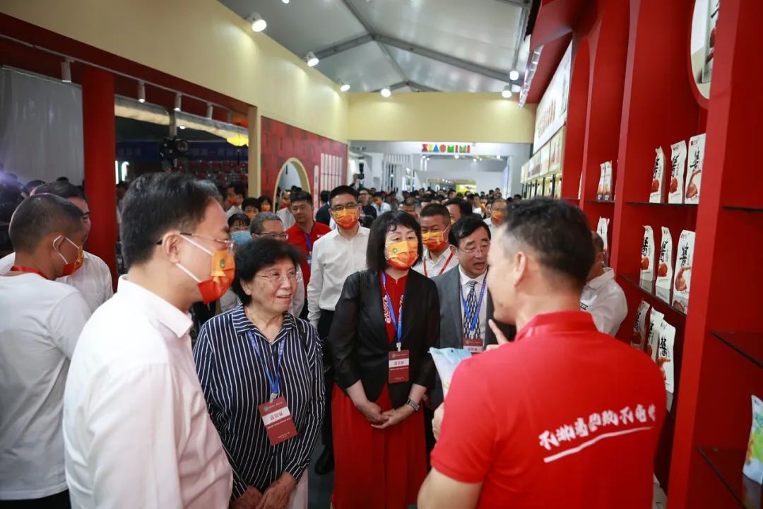 500+品牌,30000+经销商,一场“潮食会”,开启中国食业“新潮向”!