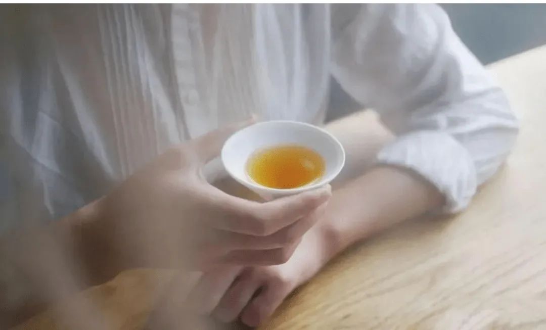 策划案例:叛逆茶品牌,玩出新市场新需求