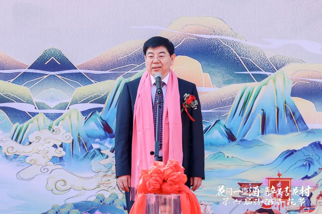 半年营收超190亿，“三更”汾酒已入佳境