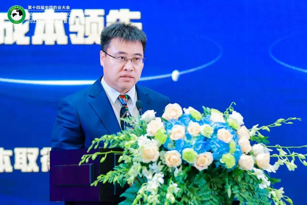 伊利张剑秋、蒙牛卢敏放、君乐宝魏立华、飞鹤冷友斌、现代牧业孙玉刚、优然牧业袁军,在企业经营管理和发展策略方面,有哪些新观点?