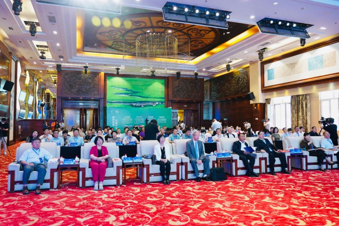 做好中国人自己的奶酪!2023锡林郭勒盟地方特色乳制品产业高质量发展大会成功举办
