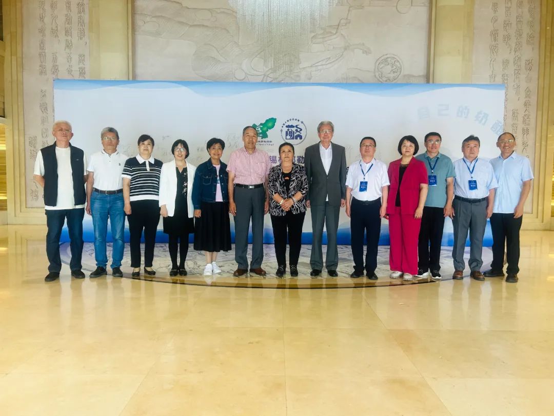 做好中国人自己的奶酪!2023锡林郭勒盟地方特色乳制品产业高质量发展大会成功举办