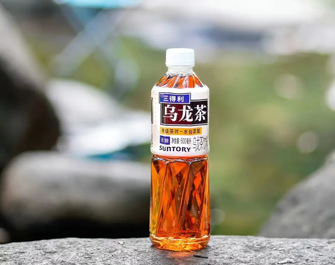 在消费品下行周期,伊利为什么能实现逆势增长?