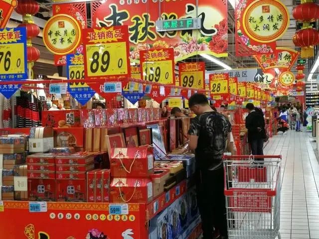 线上热、线下冷?中秋白酒到底好不好卖……