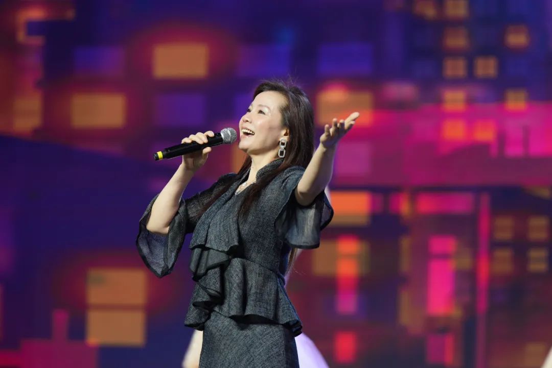 板城文化赋能秋藏IP新高度:和美丰年,龍印鉴证!