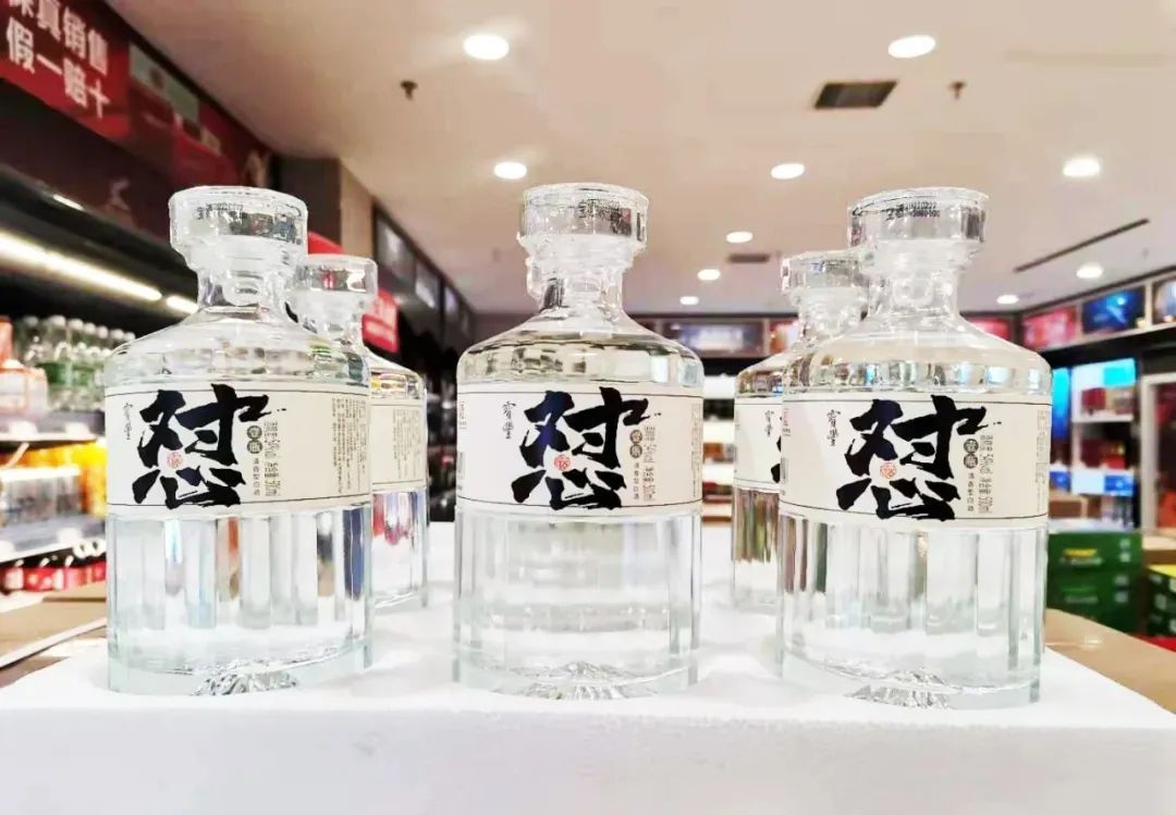 胖东来大月饼又遭疯抢！为什么胖东来总能火出圈？