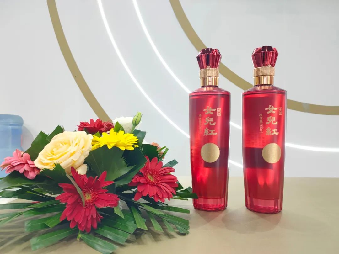 吸睛又吸金，女儿红闪耀万商大会！