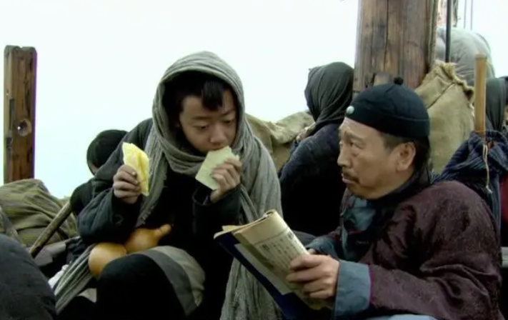 东北“煎饼神话”，一座20万人口小城的逆袭