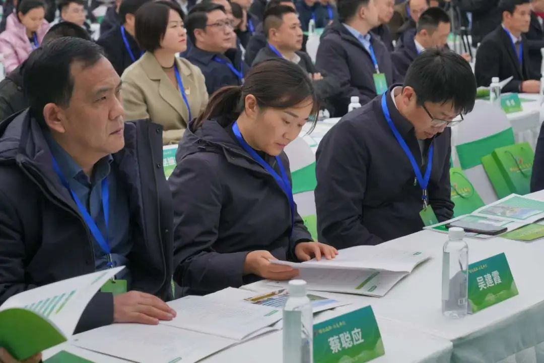 关于“绿色茅台”,丁雄军董事长提出三点期待……