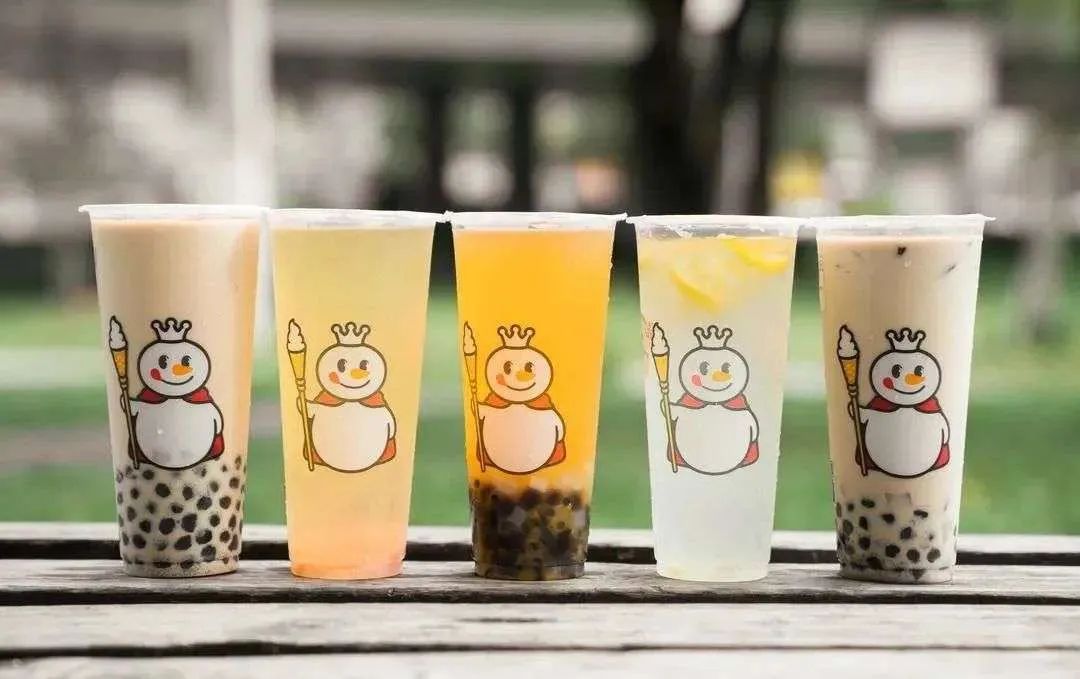 日赚926万，蜜雪冰城不靠奶茶