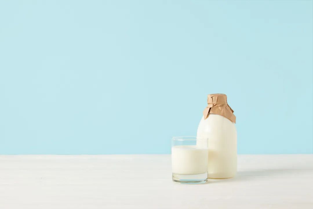 生鲜乳产量继续增加,乳制品消费将短期上涨!