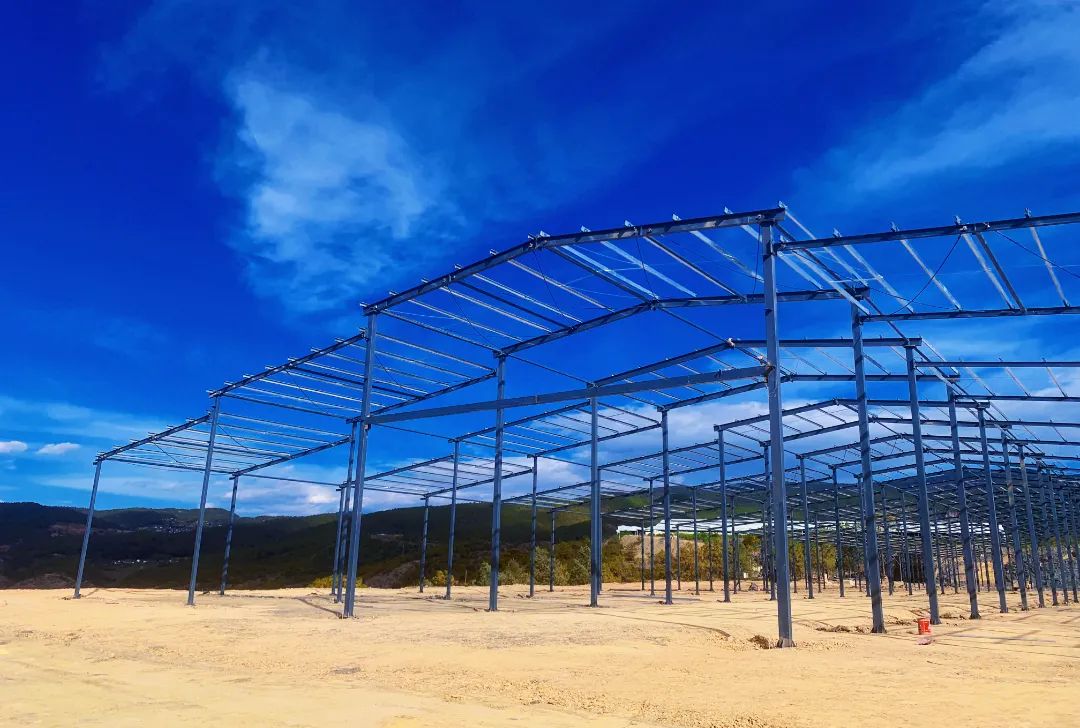 云南鹤庆这个奶公牛养殖基地即将竣工!
