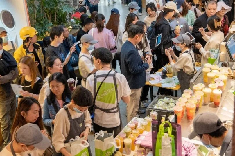 春节消费成绩出炉，餐饮市场“热辣滚烫”