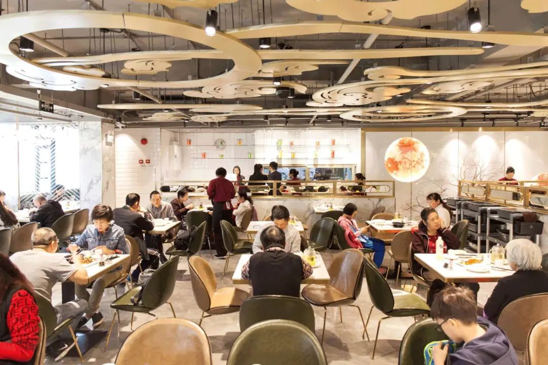 2024餐饮业“热辣滚烫”,能否给白酒销售“添上一把火”?