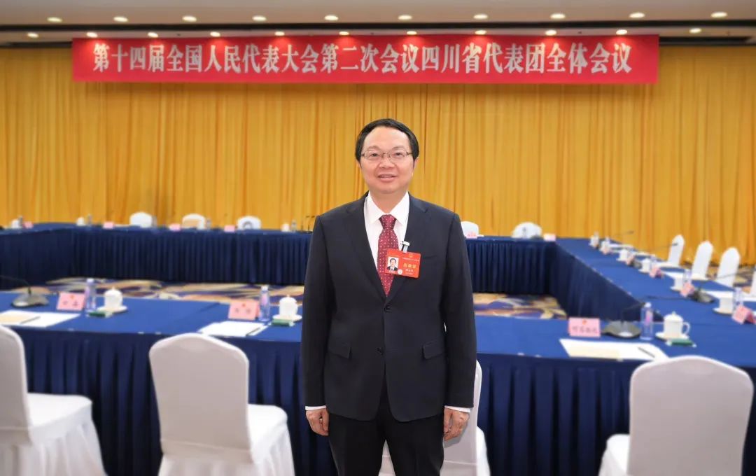 传统白酒碰撞先进科技,中国酒企既要不变更要求变?