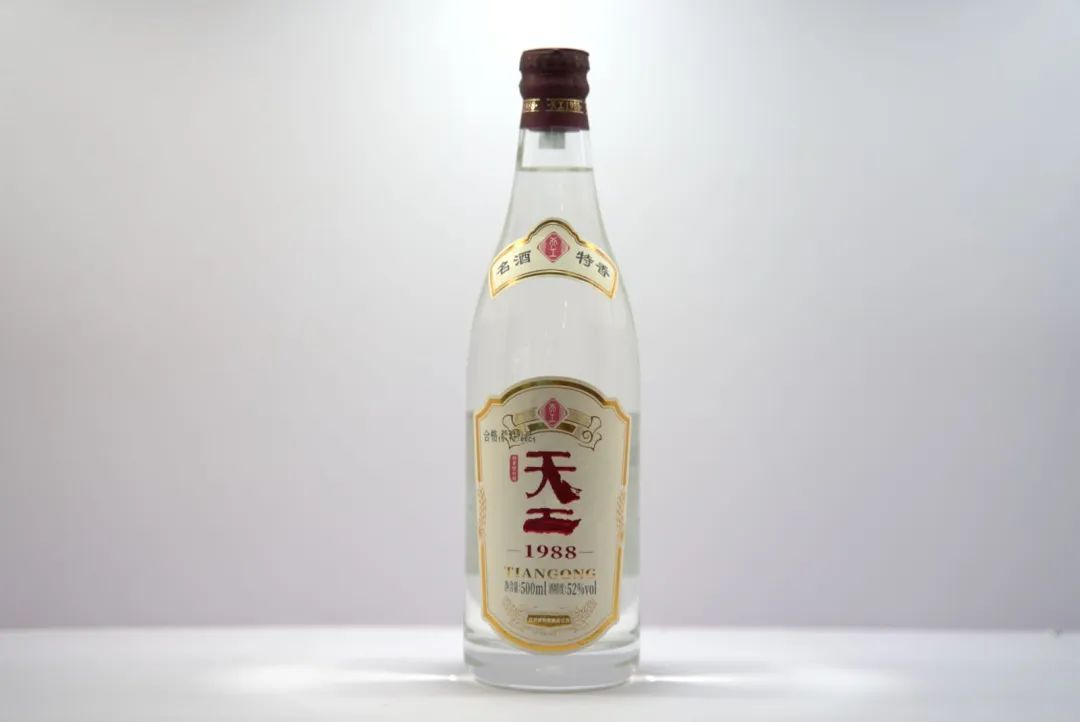 “从春启航、深入全国!”四特酒以特香、天工闪耀蓉城