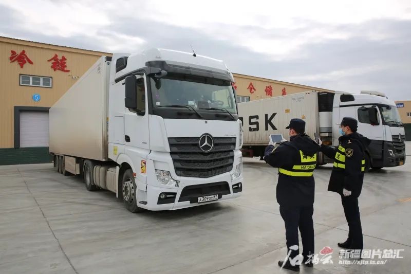 中国首次进口乌兹别克斯坦冷冻鸡爪