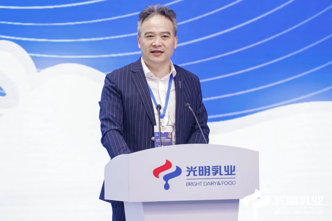 鲜奶活性高!光明乳业举办国民营养健康研讨会,还重磅发布了三款鲜奶新品!