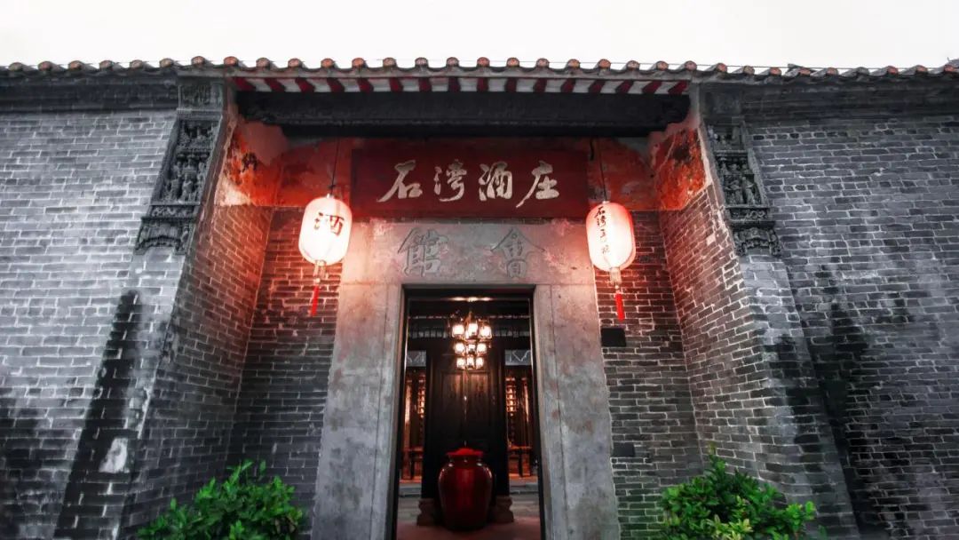 酒庄风刮过,该不该乘风而舞?