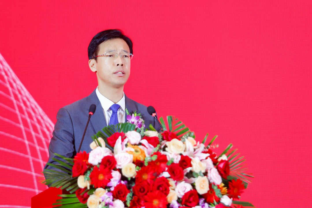 澳优再获多项行业大奖！