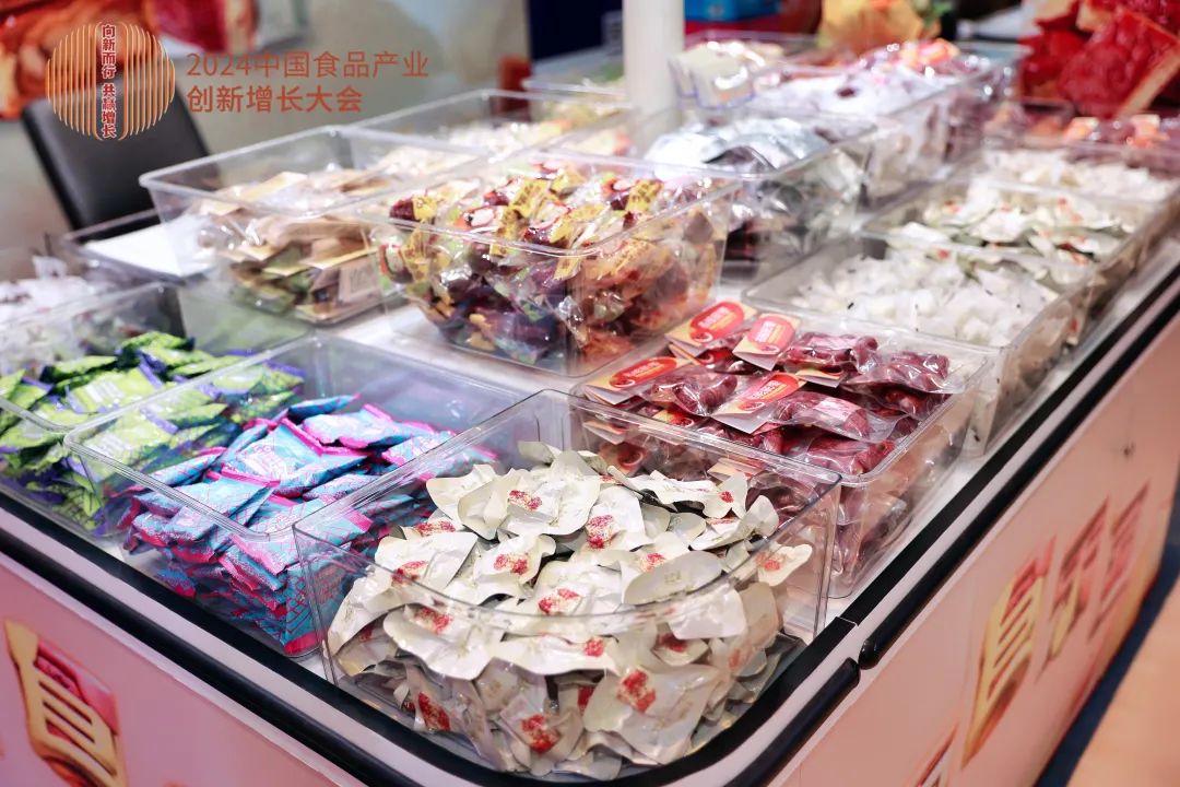 依托产地优势,传承“三蒸三晒”工艺,“果密码”打爆零食市场!
