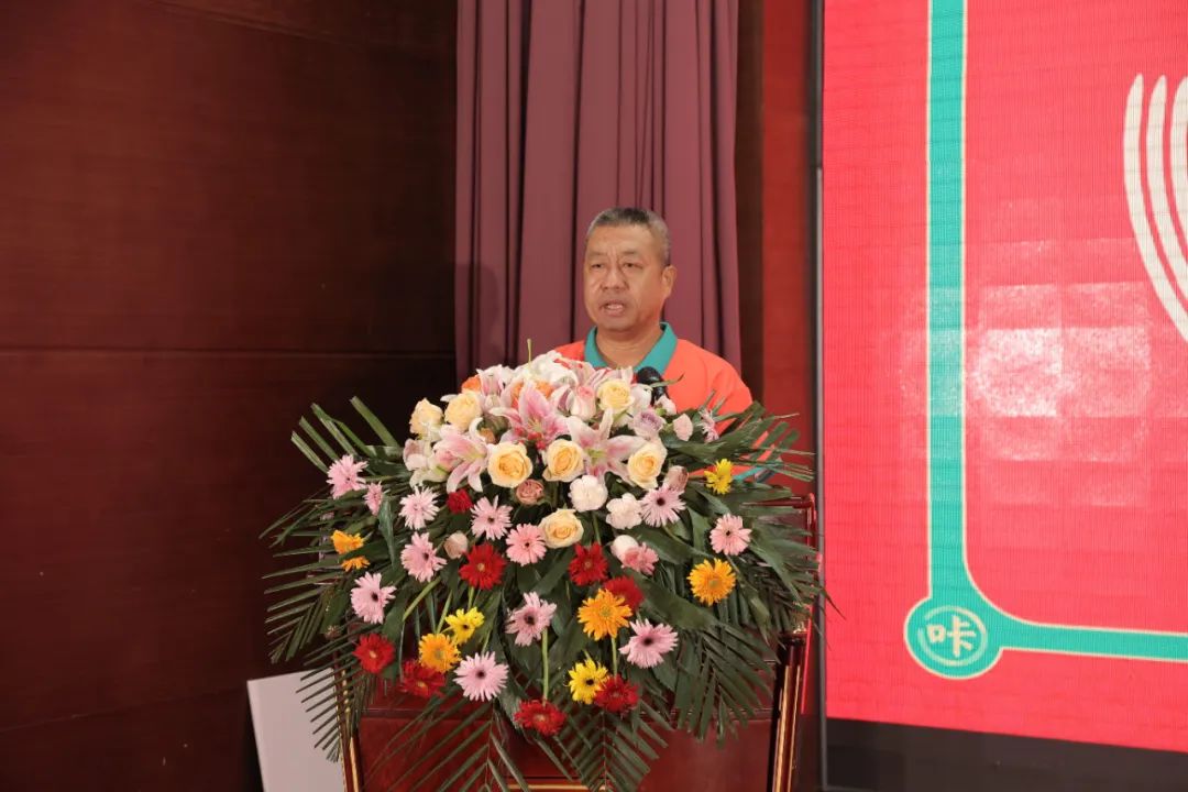 家和国潮脆皮鸡,将4000亿炸鸡产业重做一遍 | 在现场
