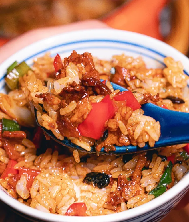 一碗炒饭,撑起了万店生意