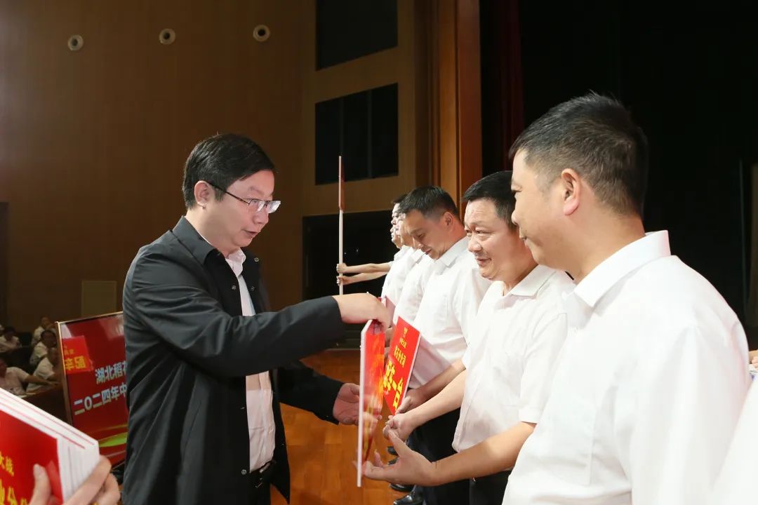 品牌、市场“双丰收”,稻花香乘势而上奋进2025营销年