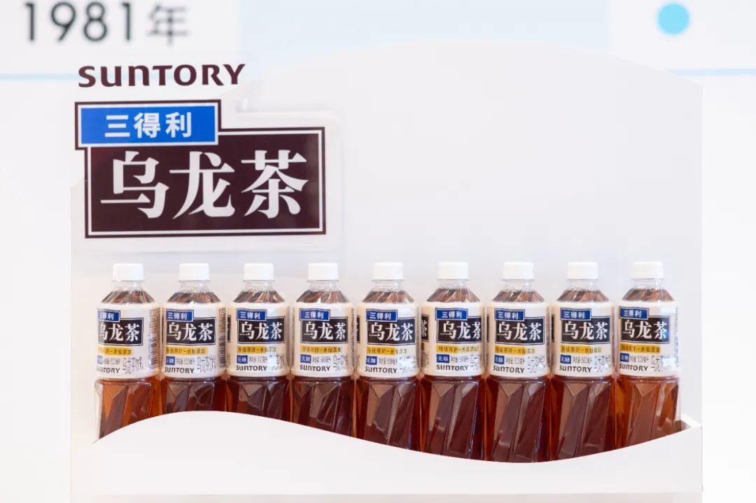 2025无糖茶战役开打！三得利将推出两个全新子品牌