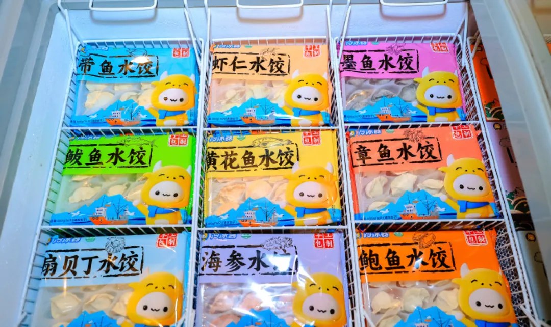 跨界出爆款!可口可乐、盐津铺子…食企营销出圈都怎么干?