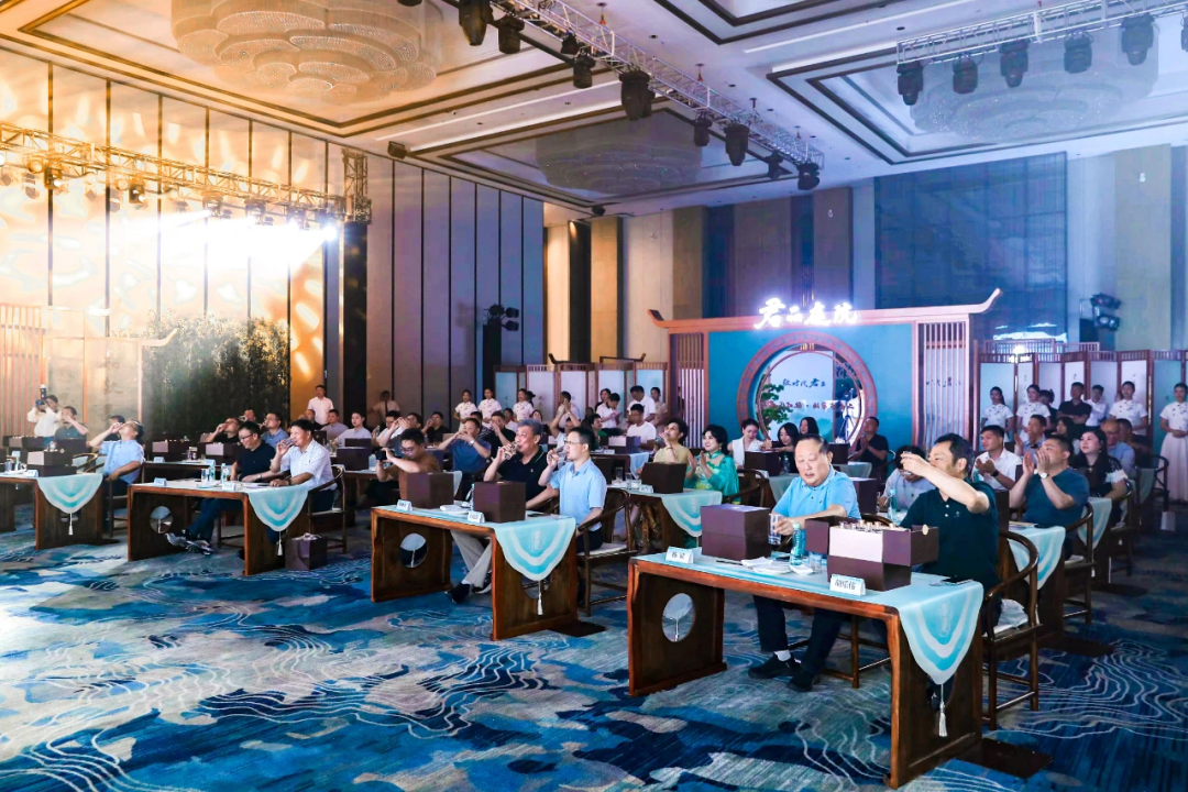 三力迸发,看“长跑者”习酒2024的矫健身影