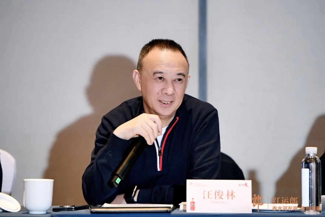 重新定义“奢侈品”白酒，看见红运郎的新高度