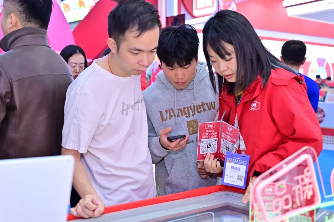 大成食品闪耀良之隆,五大新品系列引爆全场