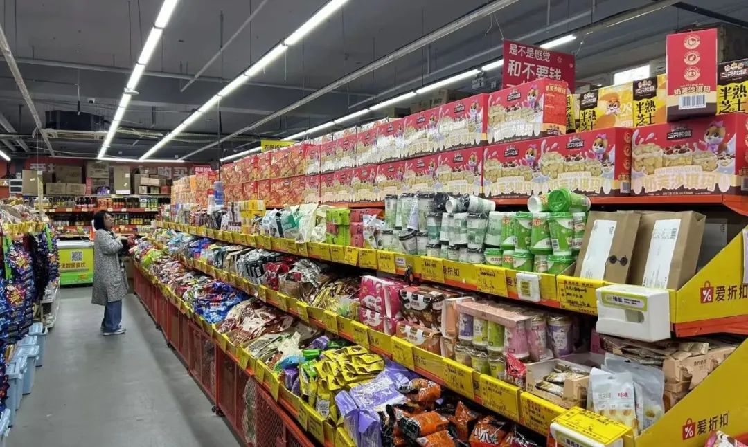 单店营收2500万+，她凭什么打造折扣店“坪效之王”？