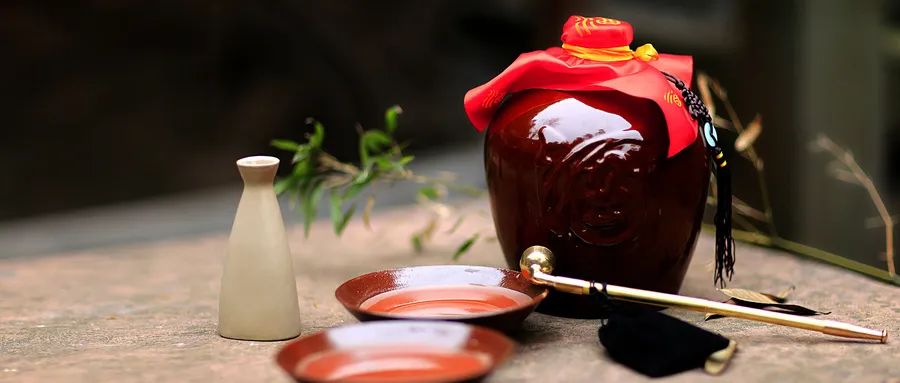 老肖评酒｜肖竹青评当前白酒行业面临的主要问题和趋势