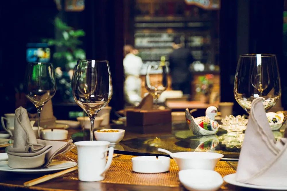 紧抓两个价格带，白酒抢跑下半年