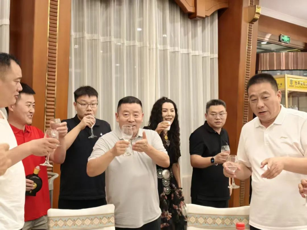 烤肠3.0时代来了!宜可食品凭“卤肉肠”杀入佐餐赛道,经销商直呼“赚翻了”