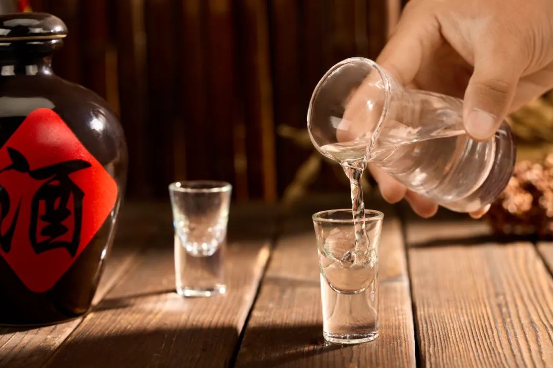 吕咸逊：白酒行业的新时代、新选品与新零售趋势深度解析