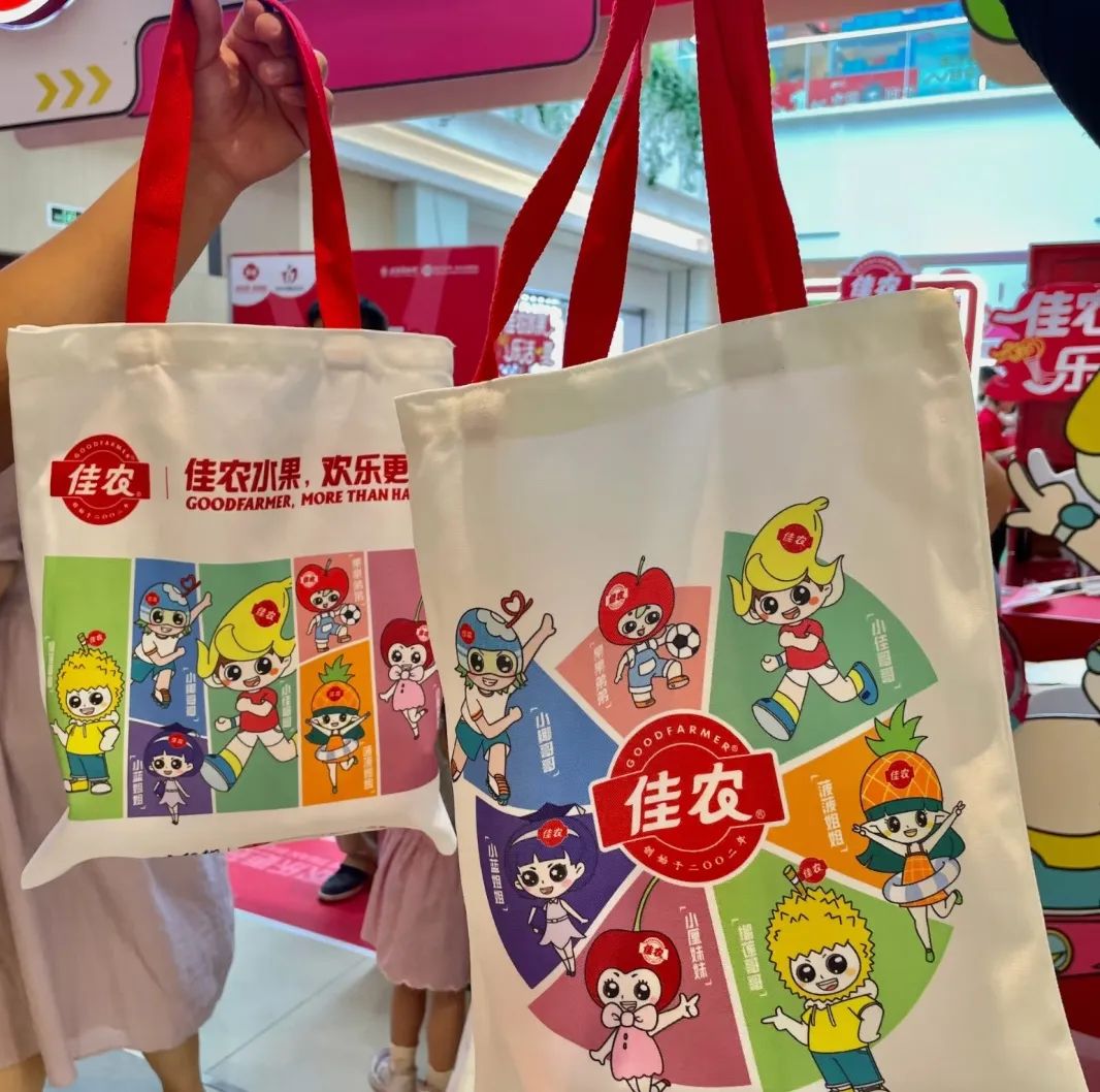 硬刚都乐的中国“香蕉大王”，腰杆终于硬了