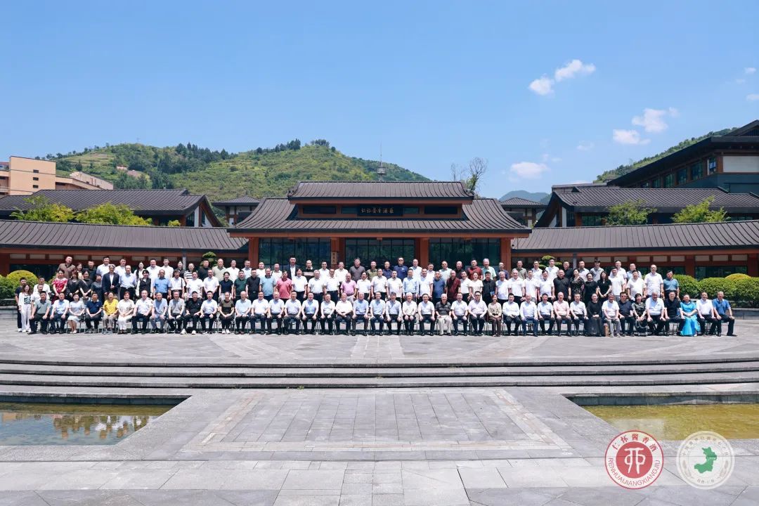 吕咸逊：平台模式创新，助力仁怀酱酒产业逆势突围！